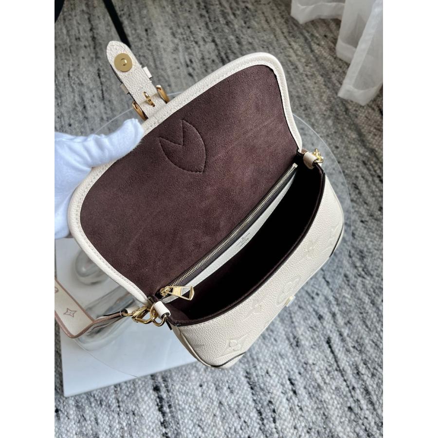 Diane法棍包M46388_3