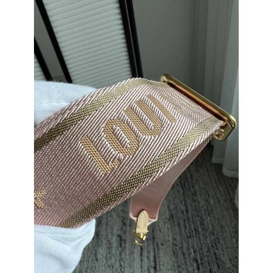 Multi Pochette Accessoires手袋 M44840_14