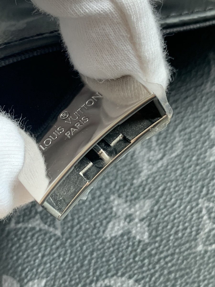 M40511 Messenger PM Voyager 小號黑花郵差包_11