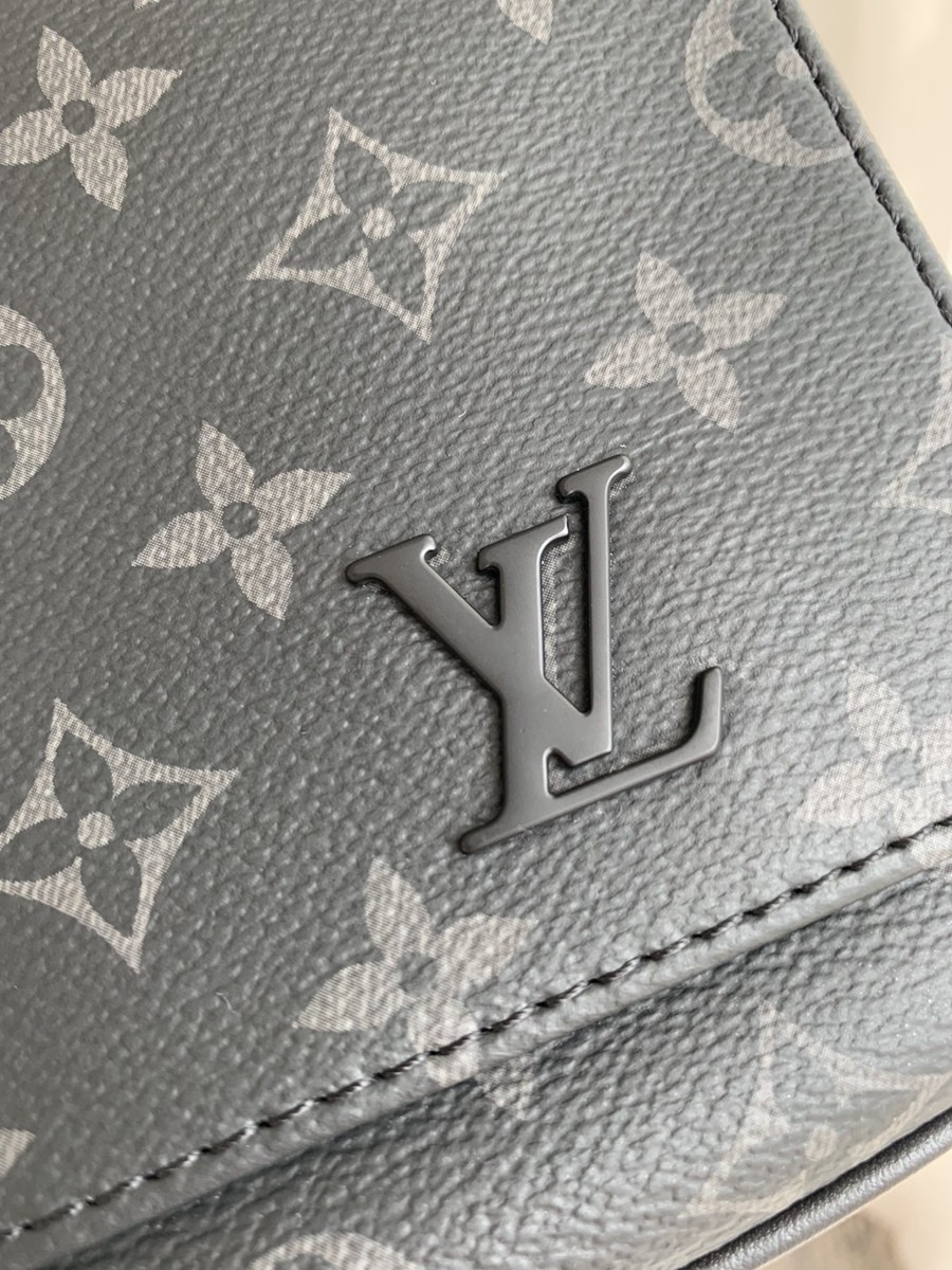 District 小號郵差包M46255_6