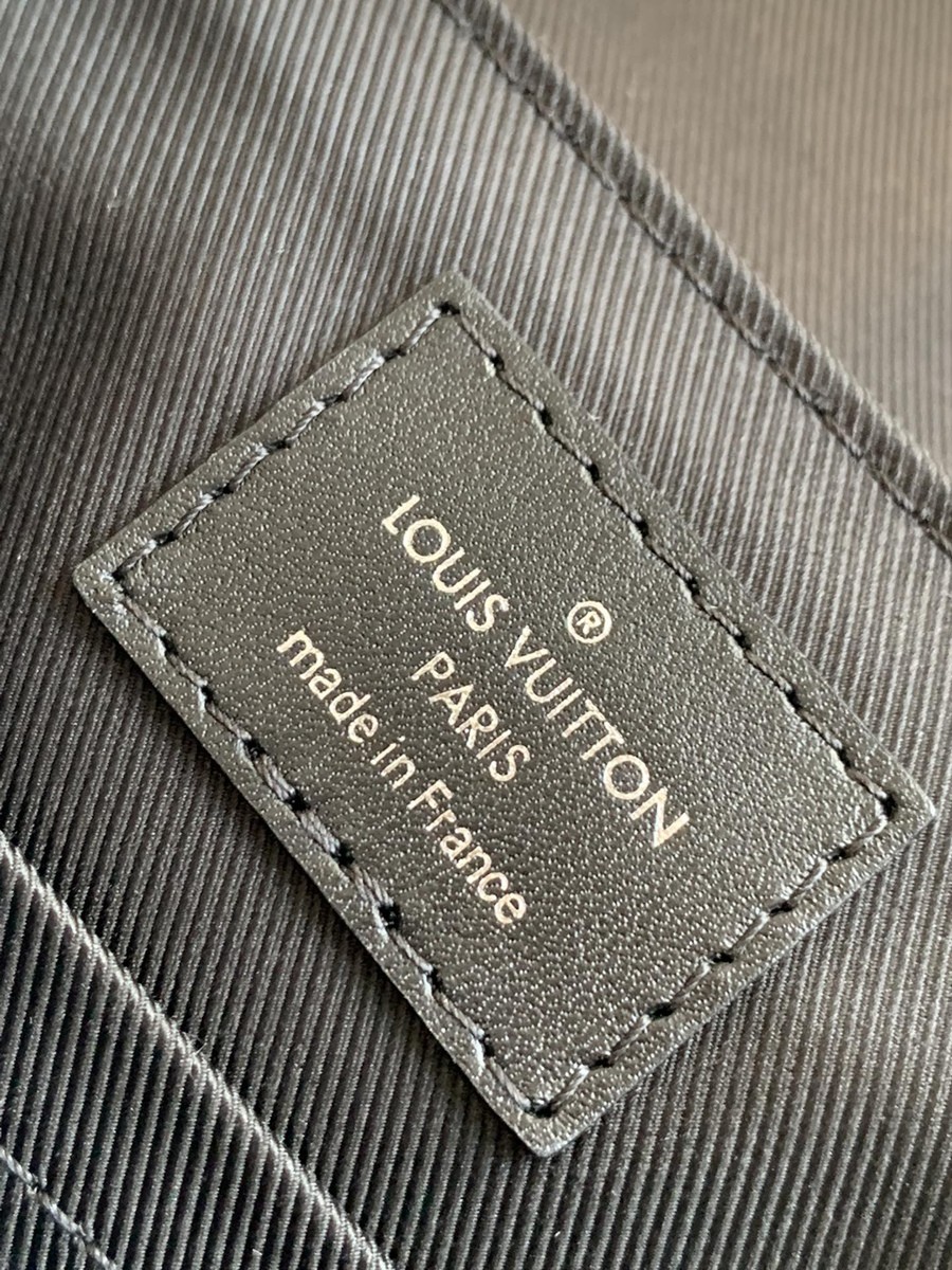 District 小號郵差包M46255_9