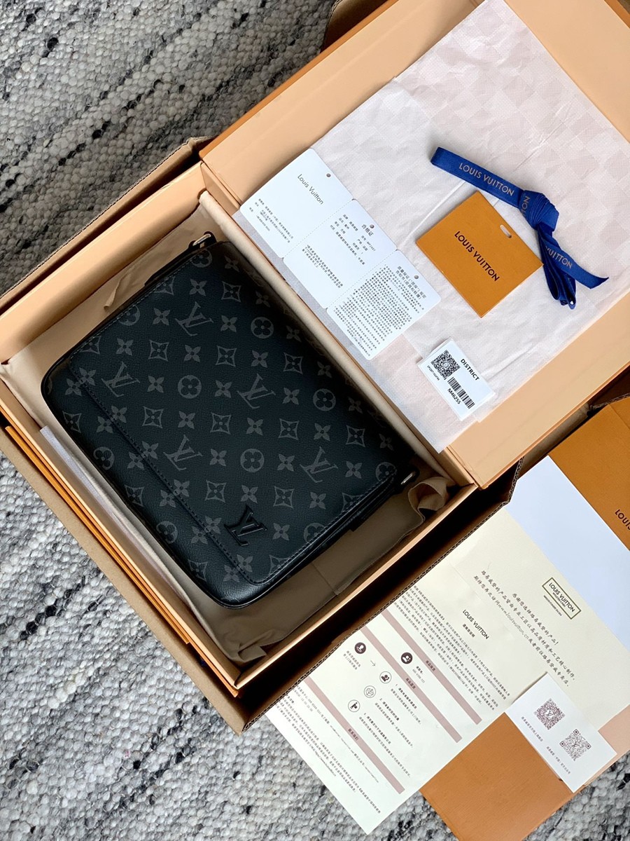 District 小號郵差包M46255_10