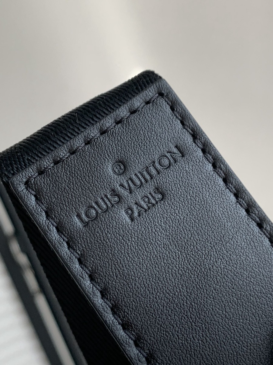 District 小號郵差包M46255_13