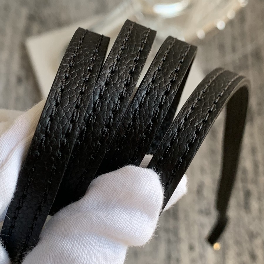 Petit Sac Plat手袋M80478_15