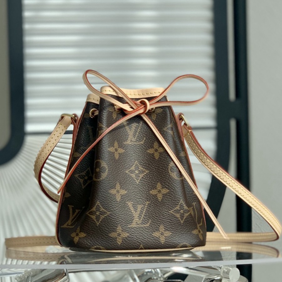 Nano Noe手袋M41346_1