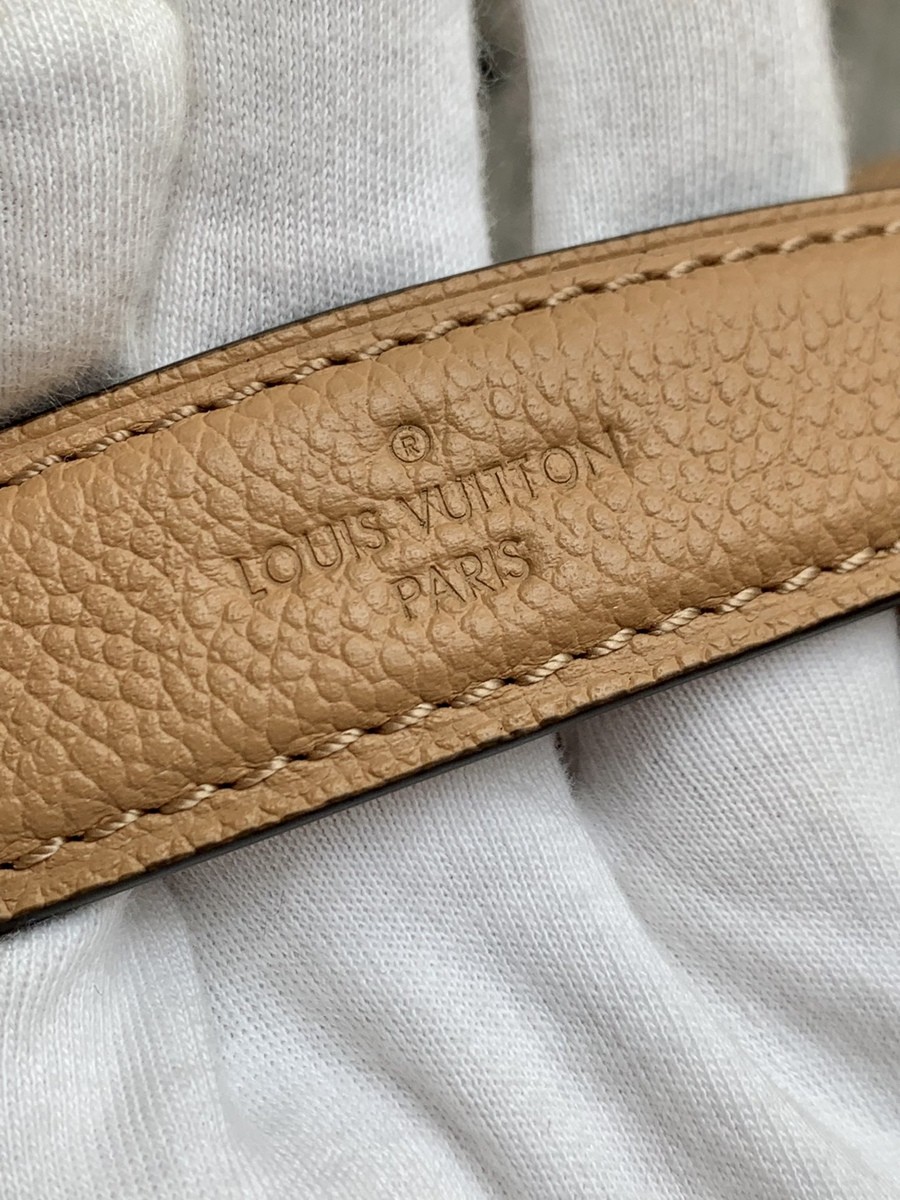 Pochette MEtis 手袋M45809_12