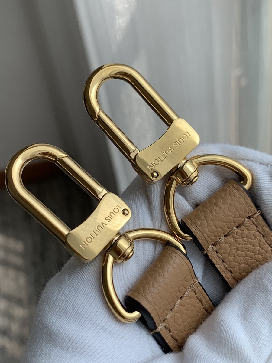 Pochette MEtis 手袋M45809_16