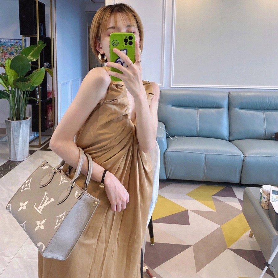 OnTheGo小號Tote包M45779_20