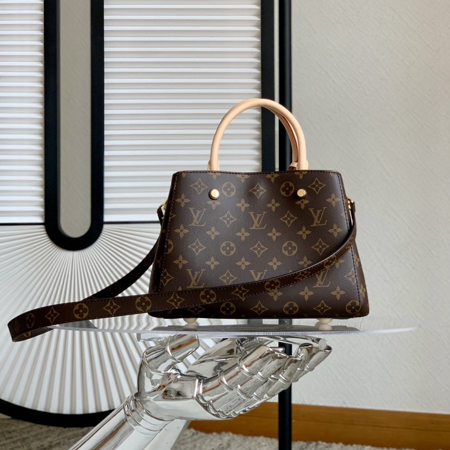 Montaigne BB小號手袋 M41055_2