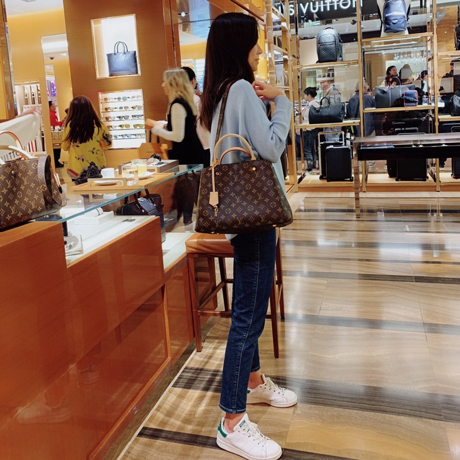 Montaigne 中號手袋 M41056_20