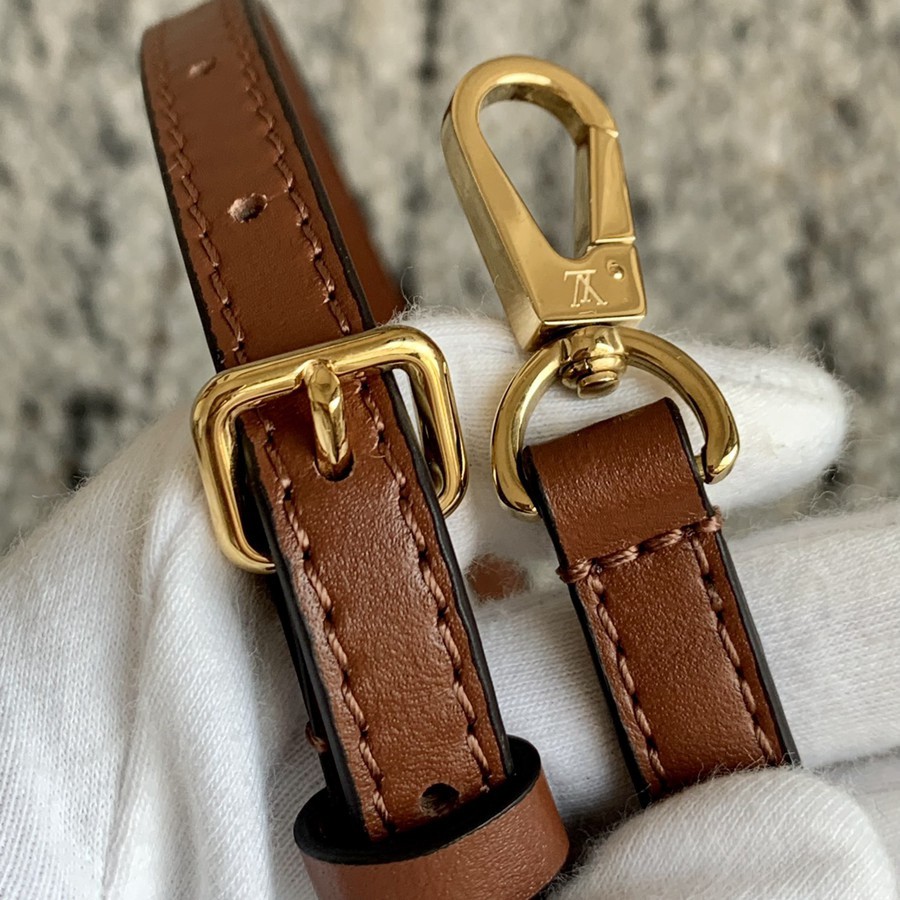 LOCKY BB 手袋 M44654_18