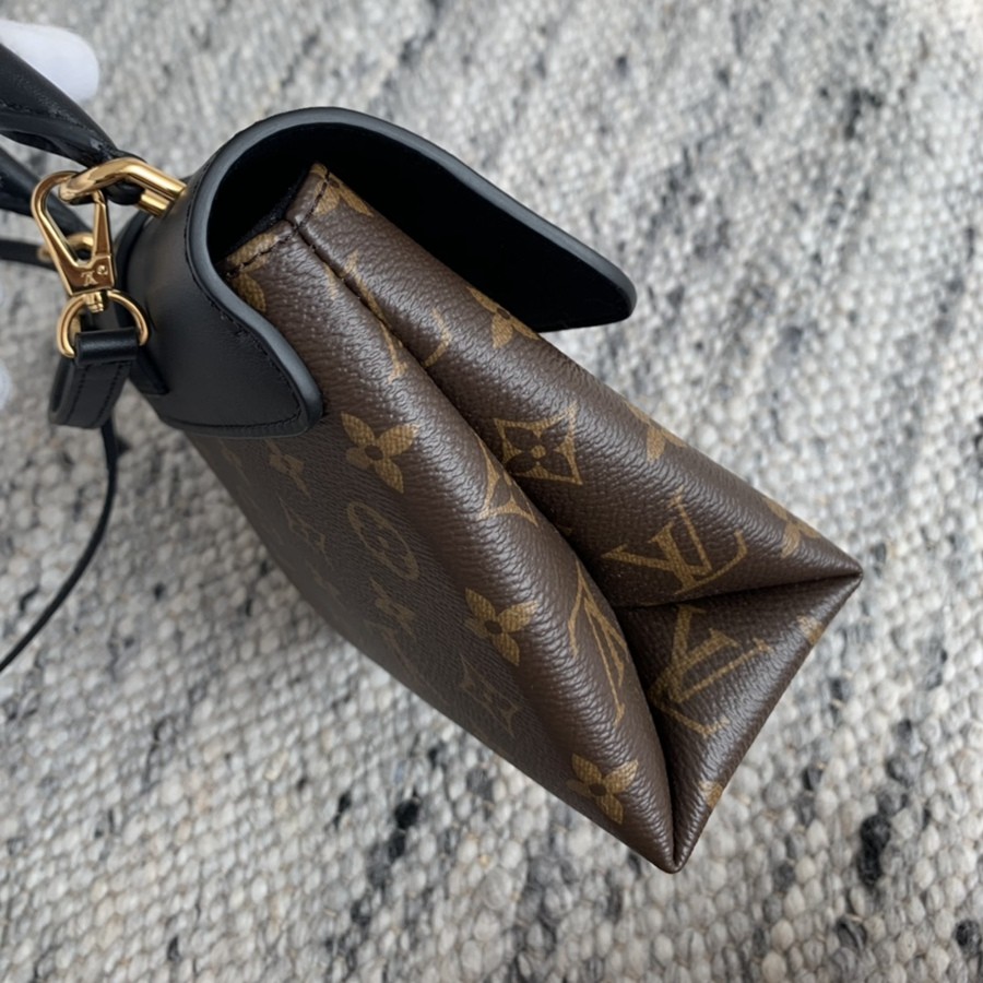 LOCKY BB 手袋 M44141_12