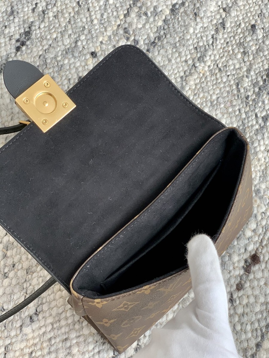 LOCKY BB 手袋 M44141_5