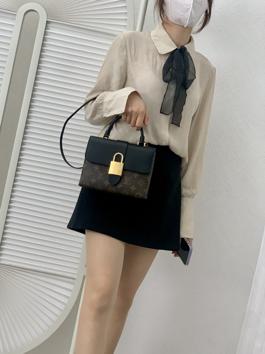 LOCKY BB 手袋 M44141_18