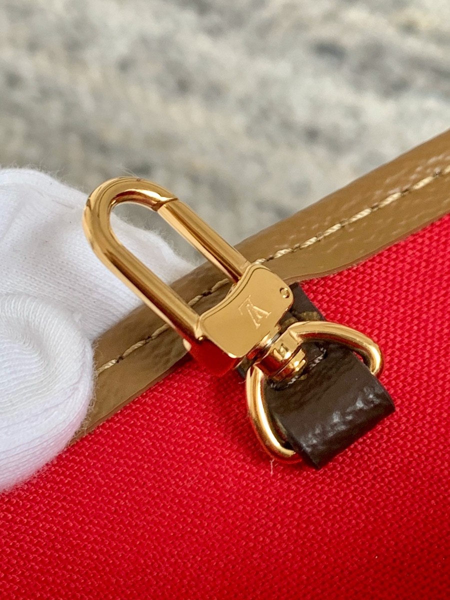 OnTheGo 中號手袋 M45039_15