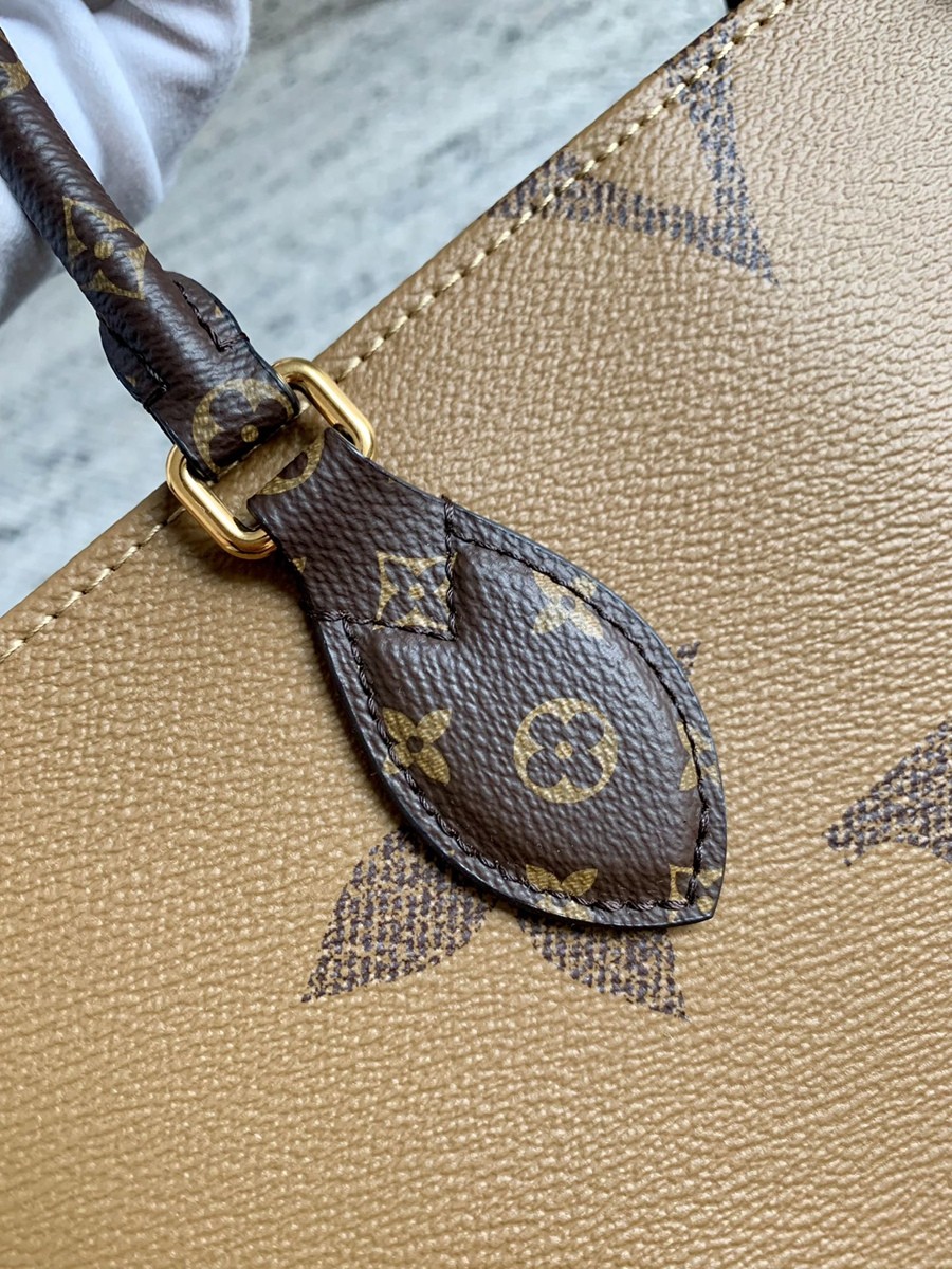 OnTheGo 中號手袋 M45039_9