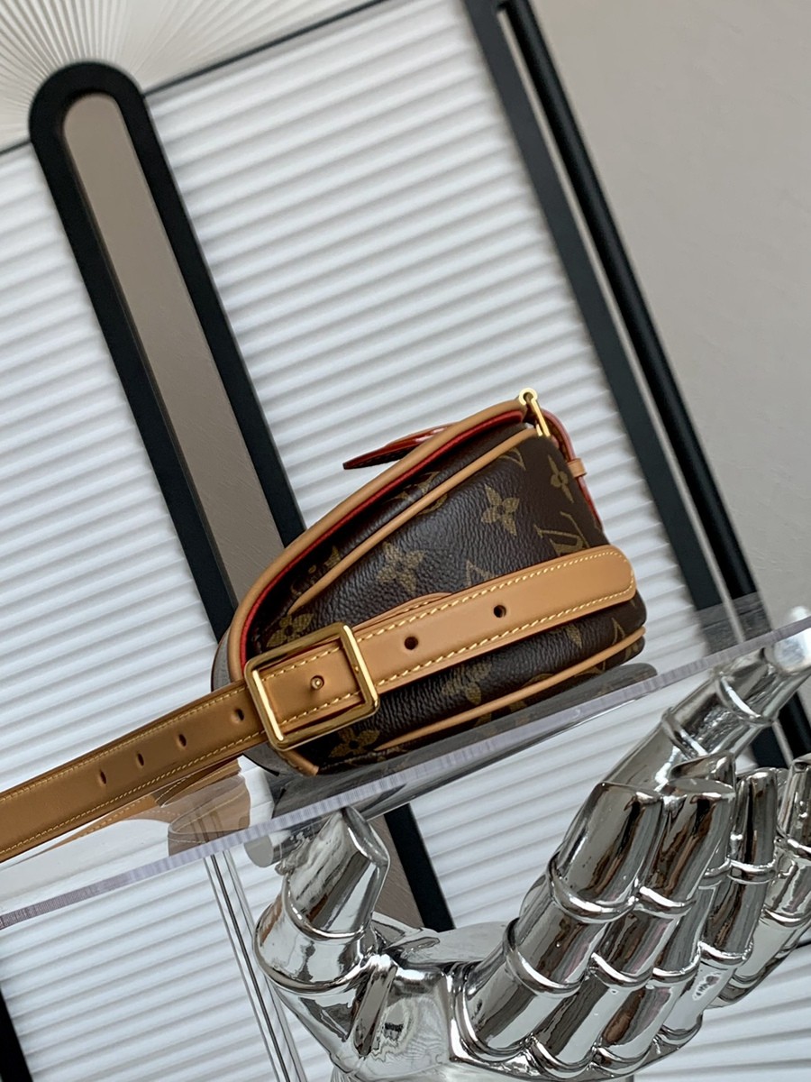 TAMBOURIN手袋M44860_6