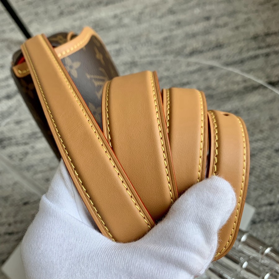 TAMBOURIN手袋M44860_15