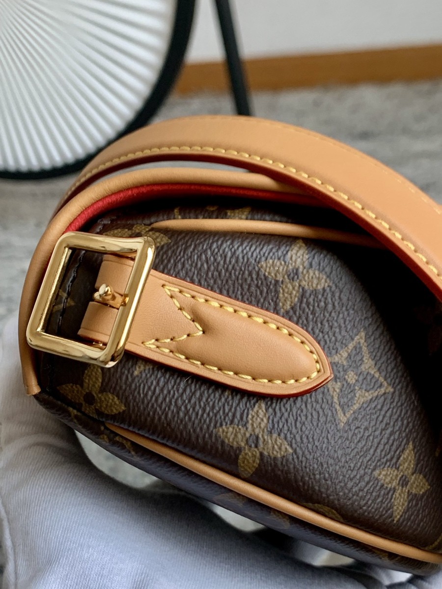 TAMBOURIN手袋M44860_16