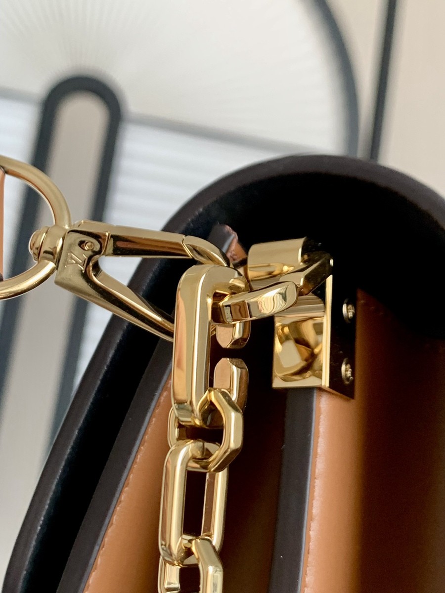 Dauphine 中號手袋 M45958_7