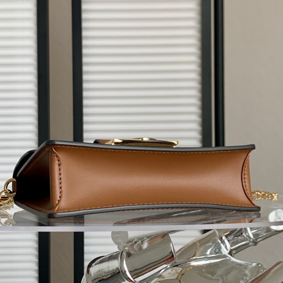 Dauphine 鏈條包M68746_4