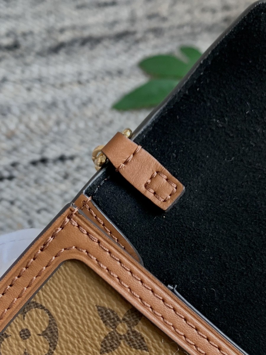 Dauphine 鏈條包M68746_10