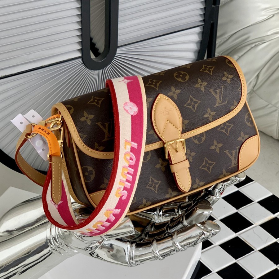 Diane 手袋法棍包 M46049_1