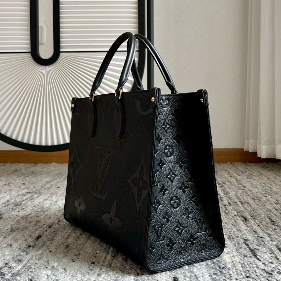 OnTheGo 中號手袋 M45595_3