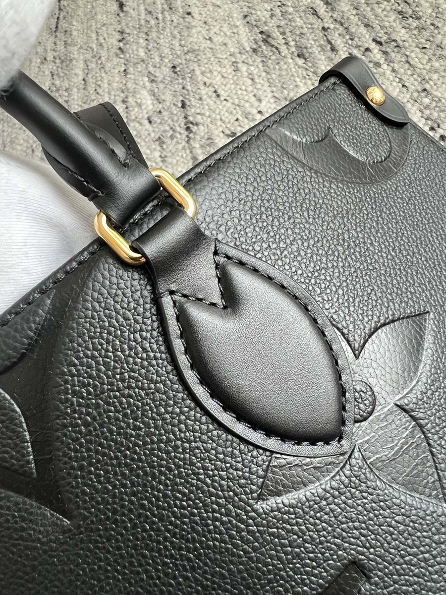 OnTheGo 中號手袋 M45595_5