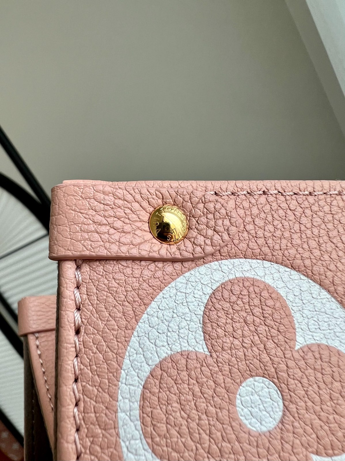 OnTheGo 中號手袋 M46286_6