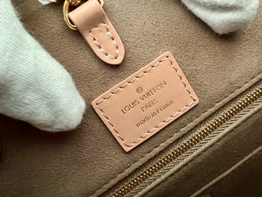 OnTheGo 中號手袋 M46286_8