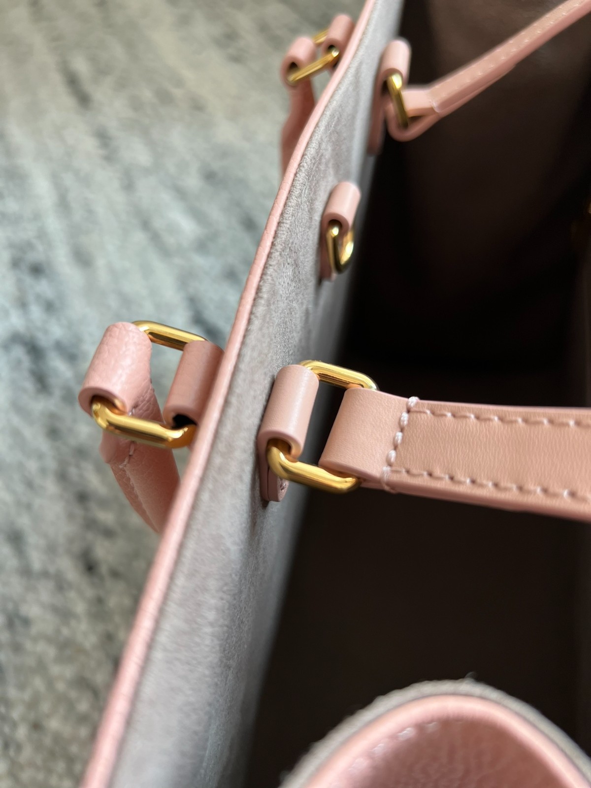 OnTheGo 中號手袋 M46286_16