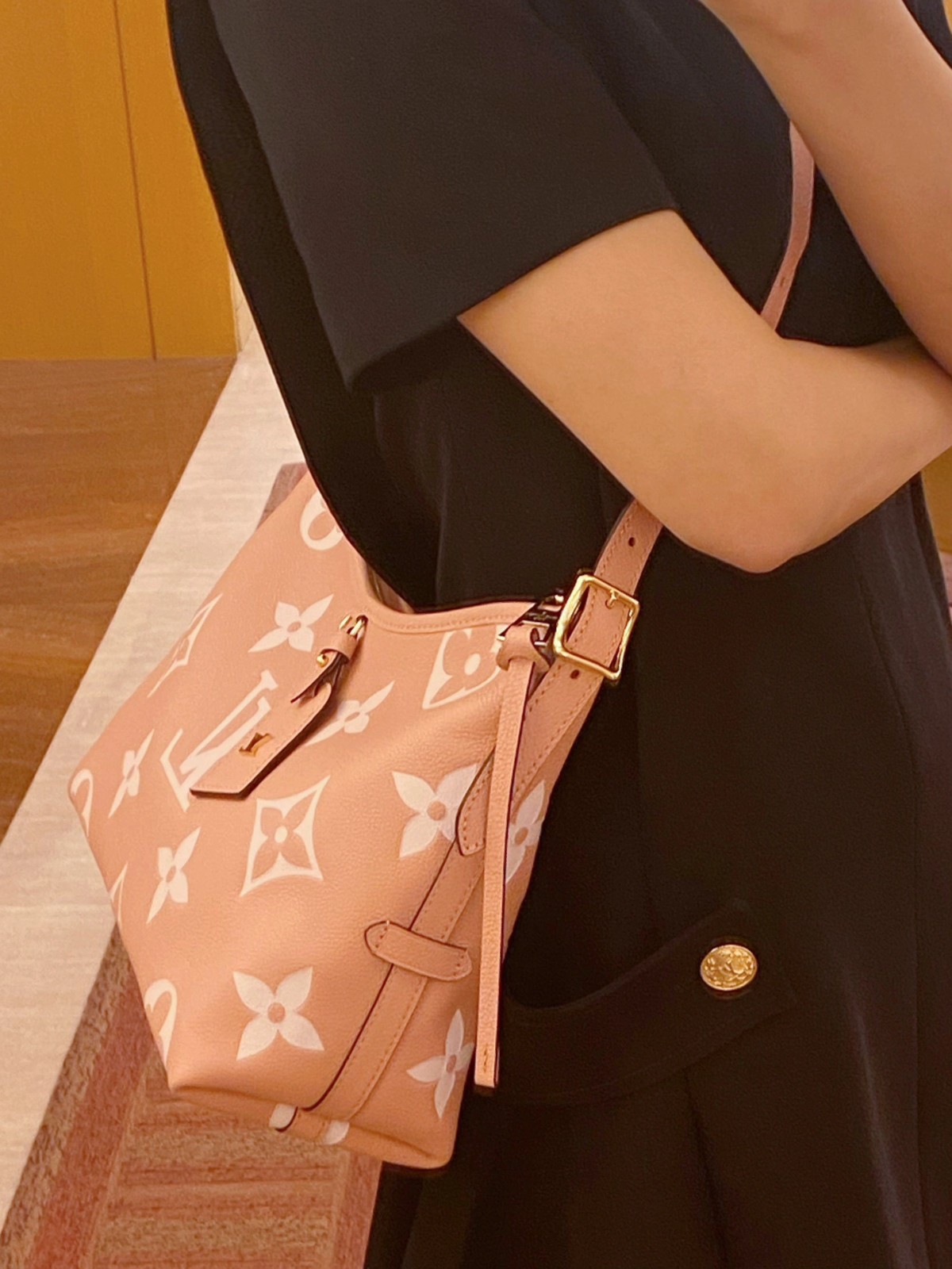 Carryall 小號手袋 M46298_10