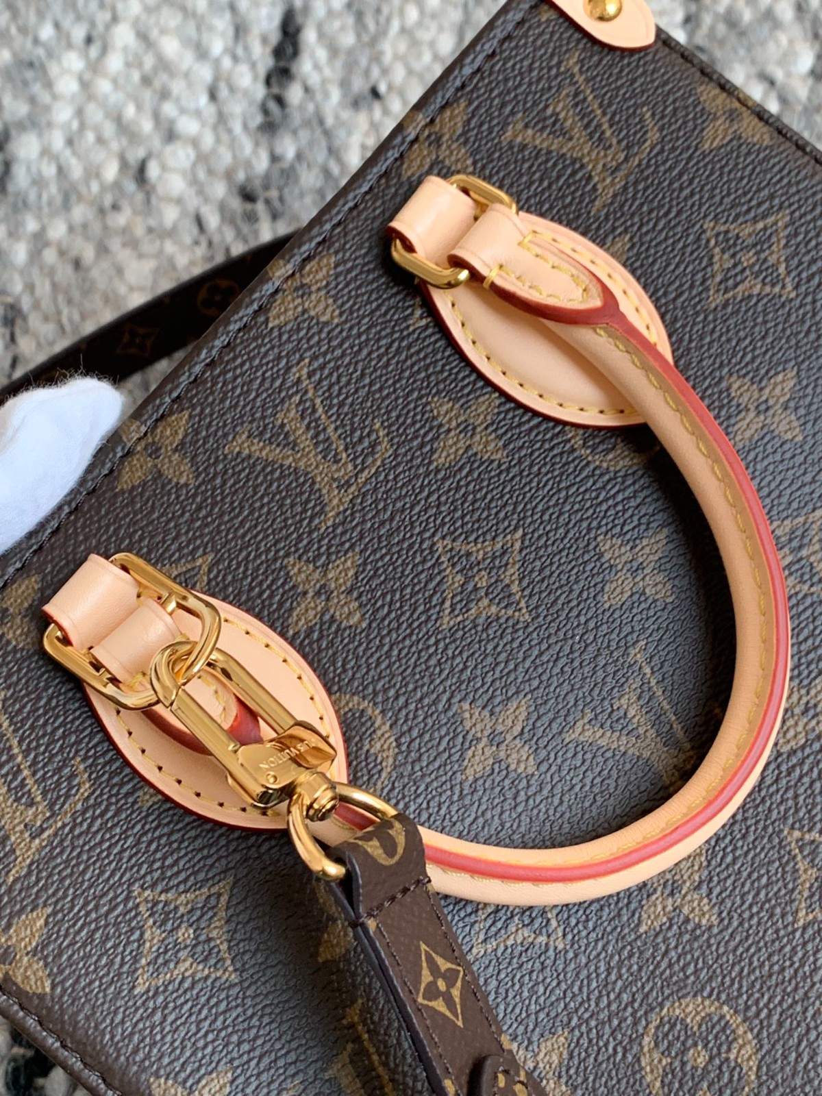 SAC PLAT BB手袋M45847_12