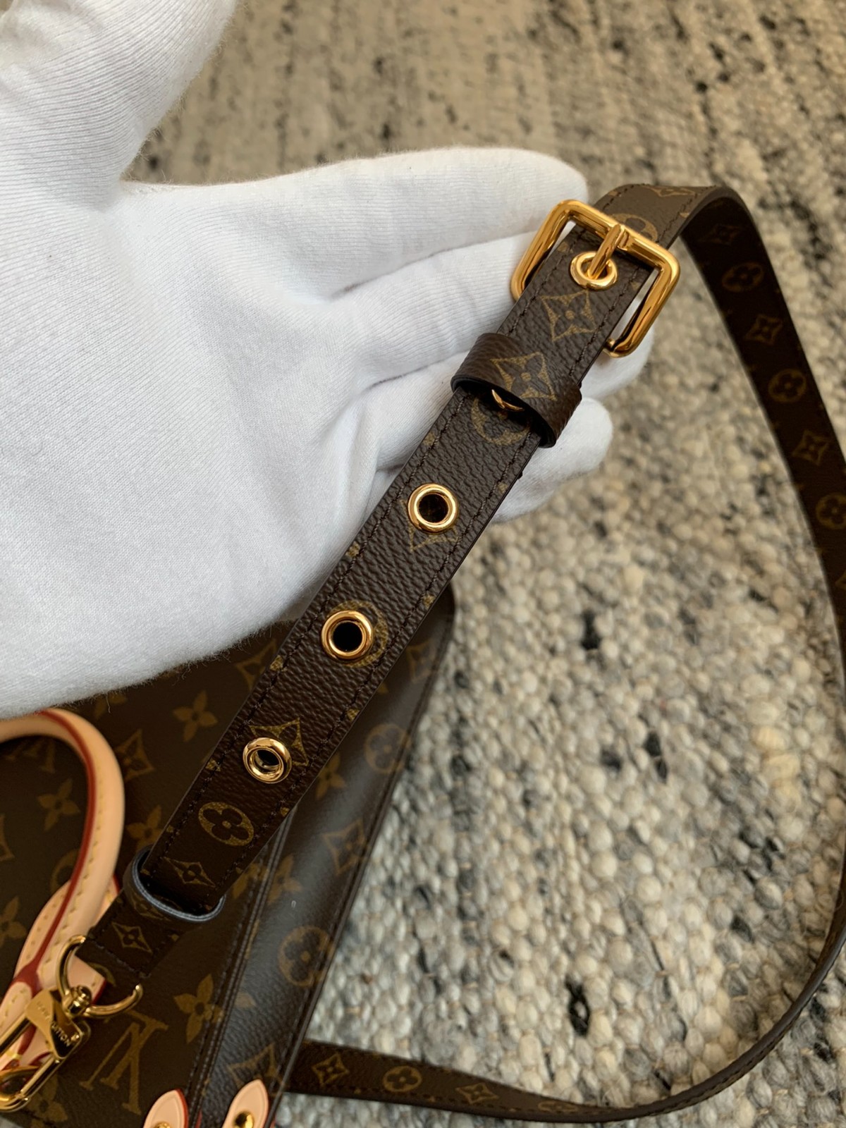 SAC PLAT BB手袋M45847_15