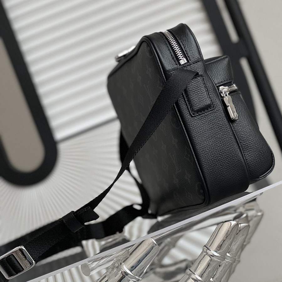 Outdoor 郵差包M30233_7