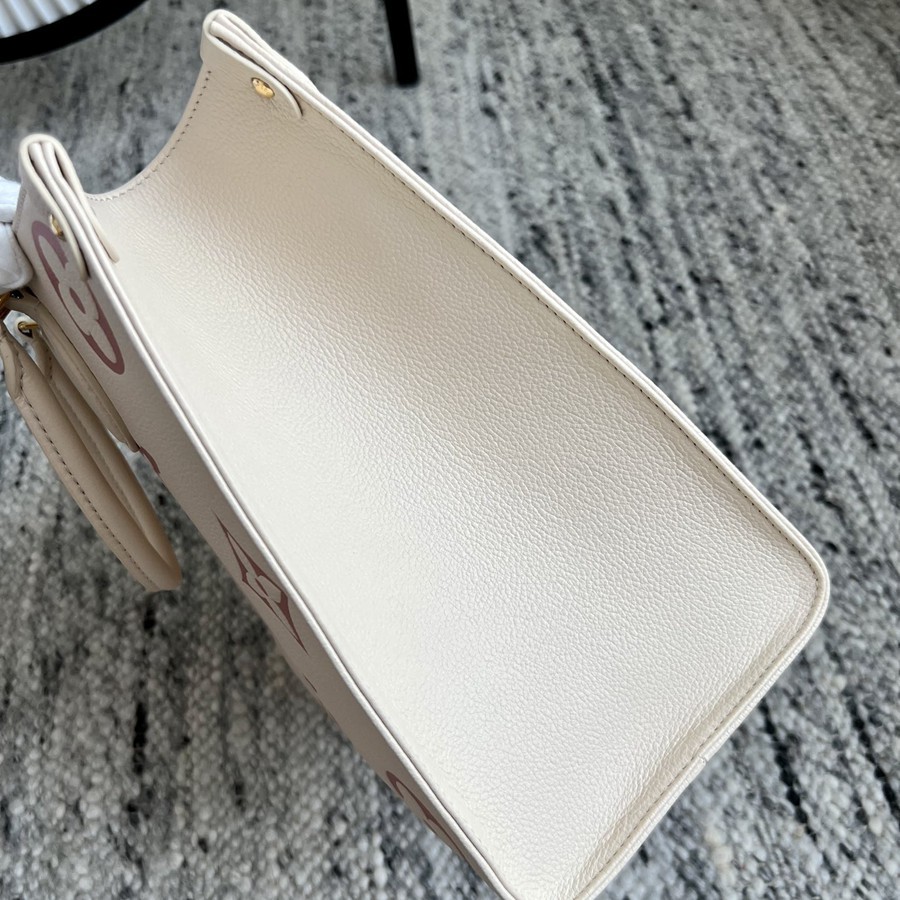 OnTheGo 中號手袋 M21575_2