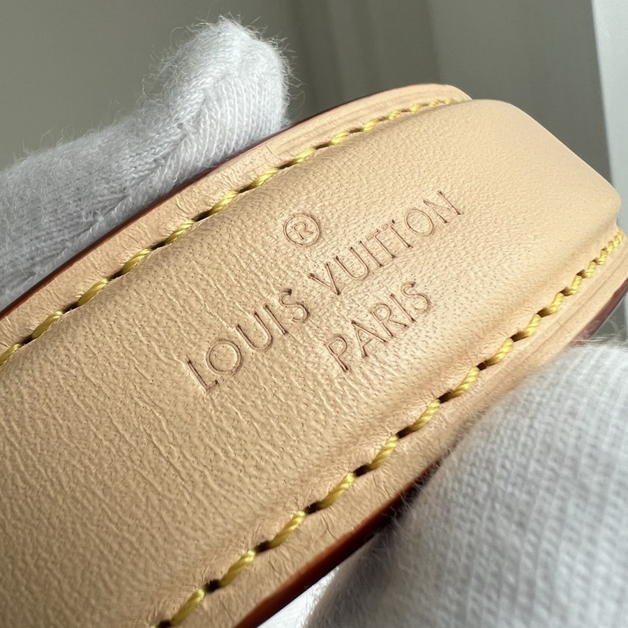 Neonoe BB 水桶包 M46581_9