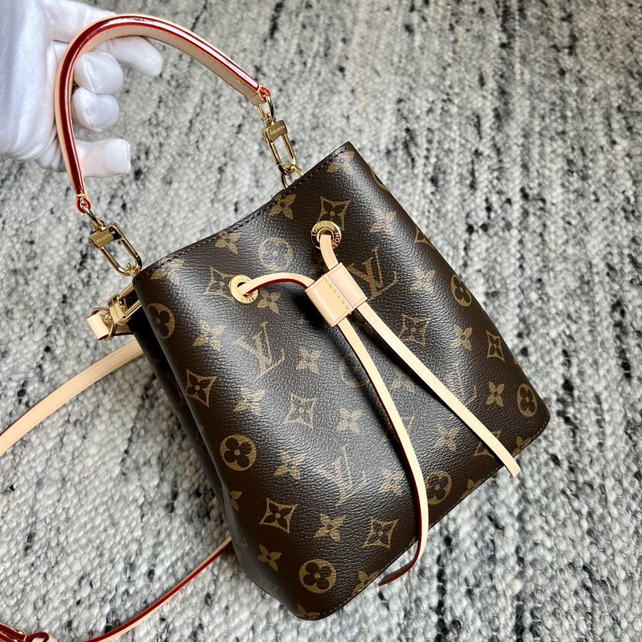 Neonoe BB 水桶包 M46581_11