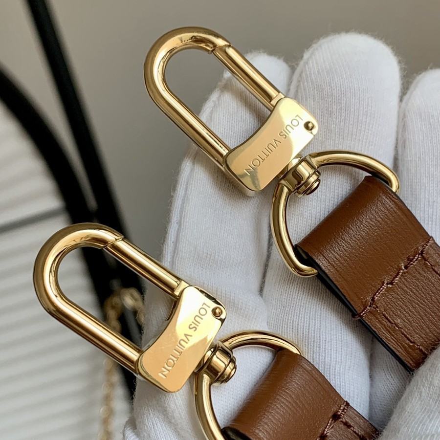 Loop HOBO手袋M46311_20