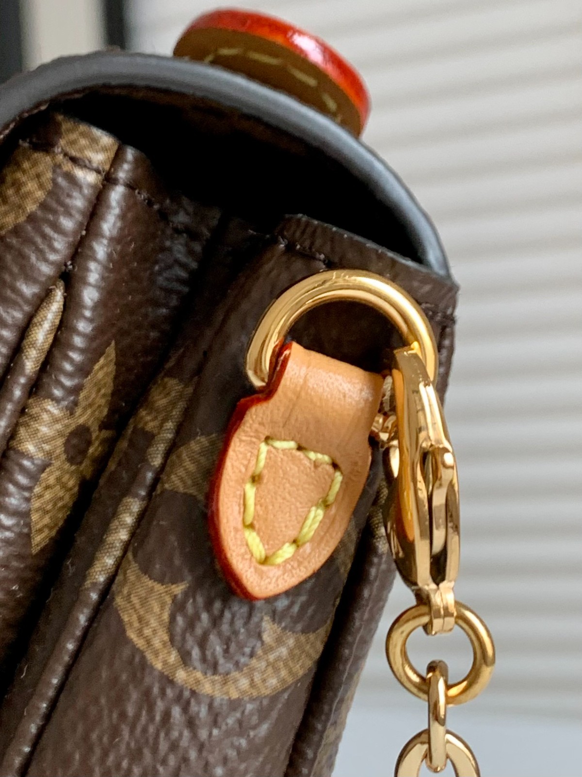 MICRO METIS 鏈條包 M81267_15