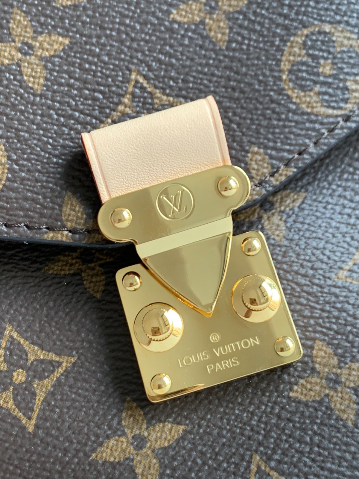 Pochette Metis手袋 M44875（40780）_7