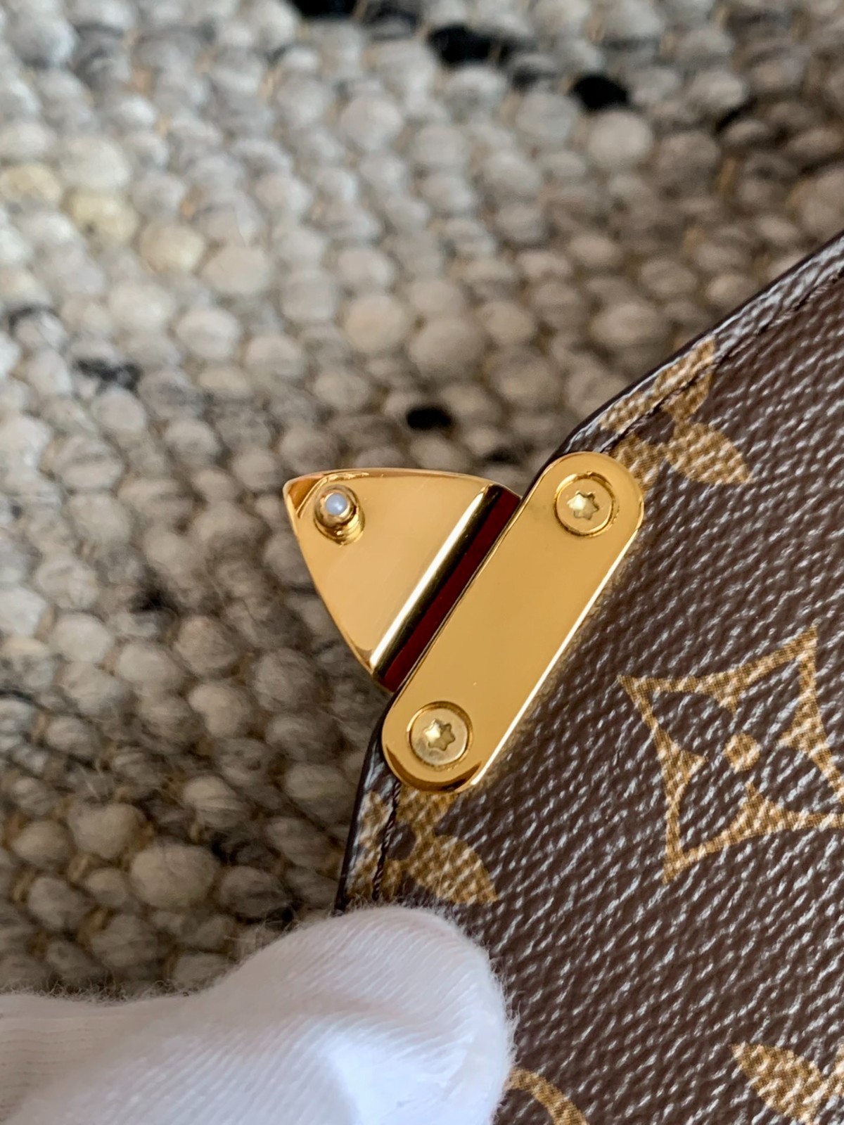 Pochette Metis手袋 M44875（40780）_15