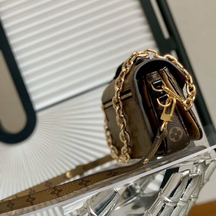 Pochette MEtis East West手袋M46280_8