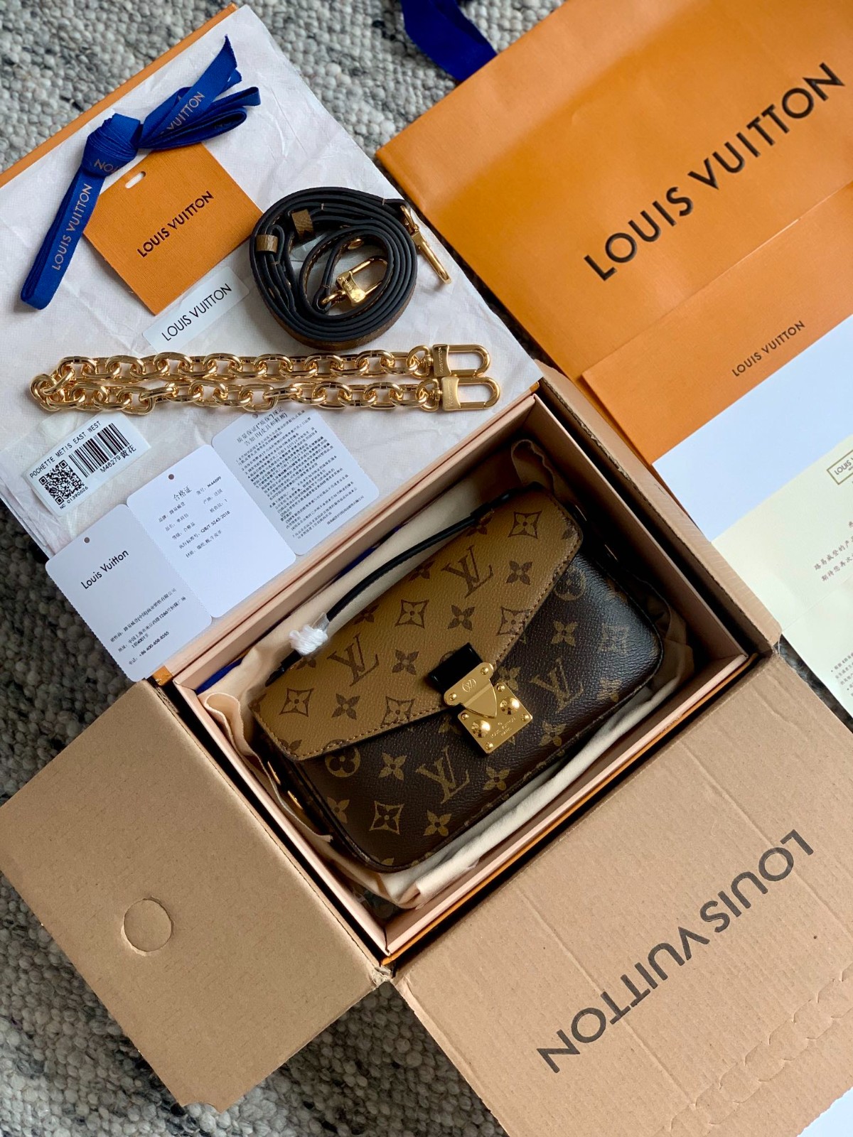 Pochette MEtis East West手袋M46280_11