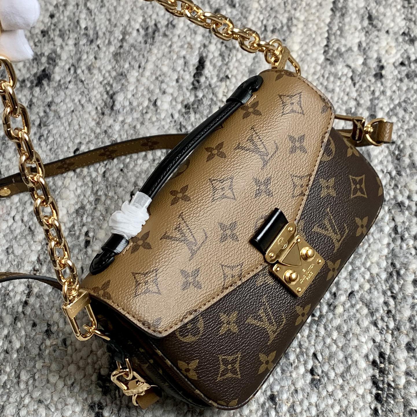 Pochette MEtis East West手袋M46280_12