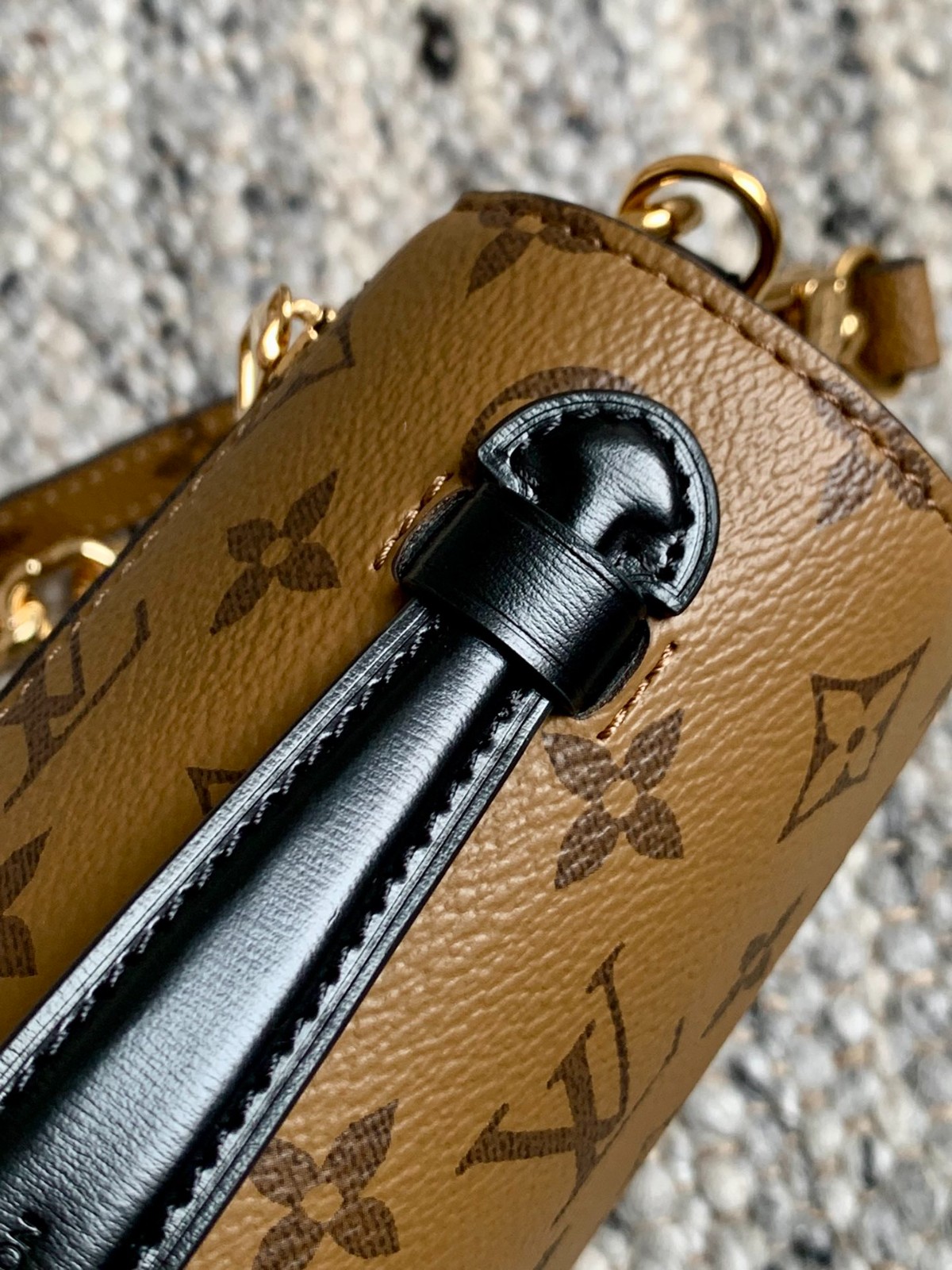 Pochette MEtis East West手袋M46280_14