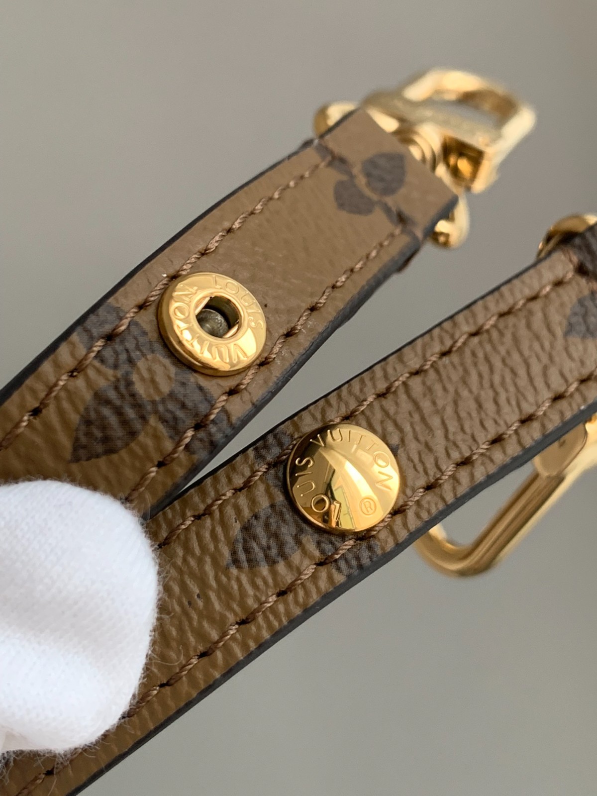 Pochette MEtis East West手袋M46280_17