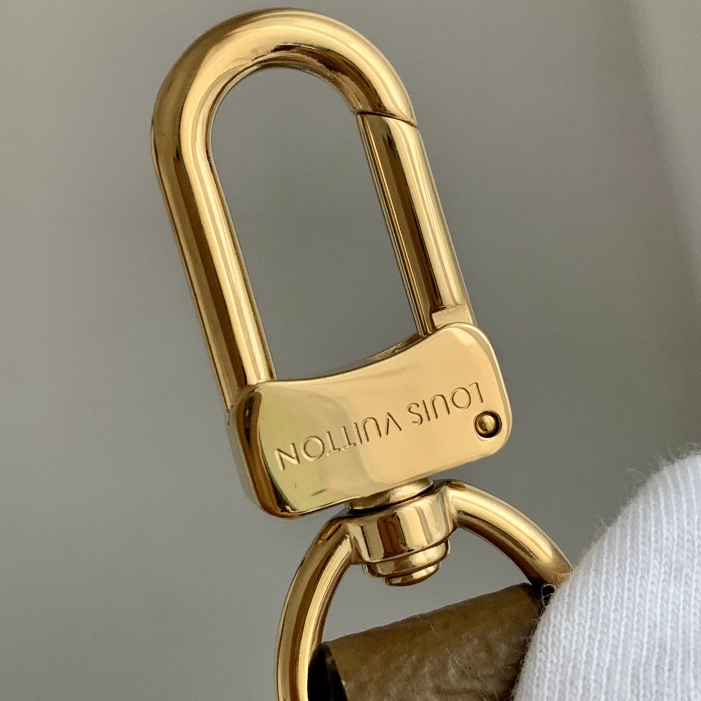 Pochette MEtis East West手袋M46280_18