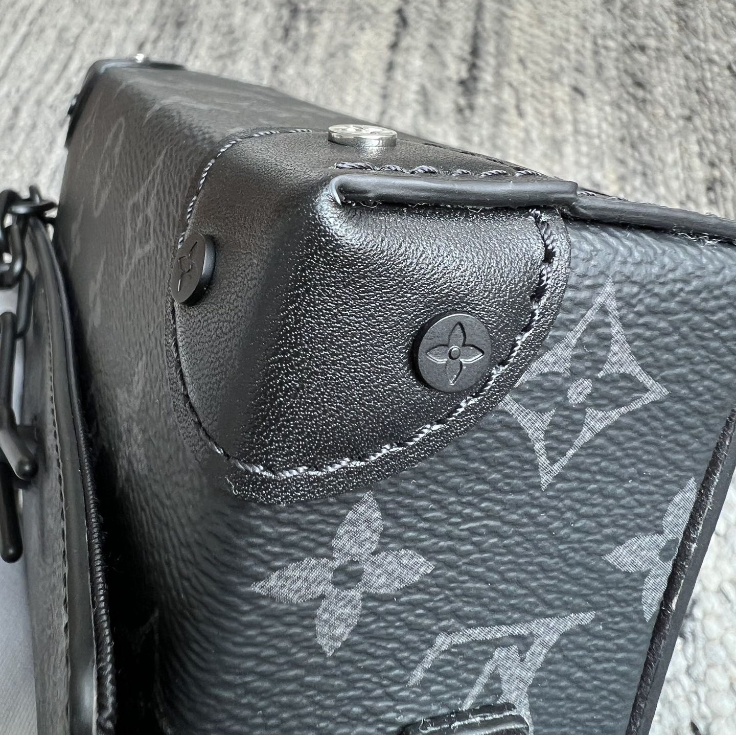 Steamer 迷你手袋 M81783_11